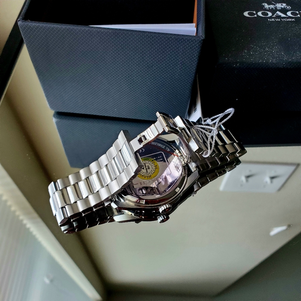 COACH men's watch - Picture 3 of 4